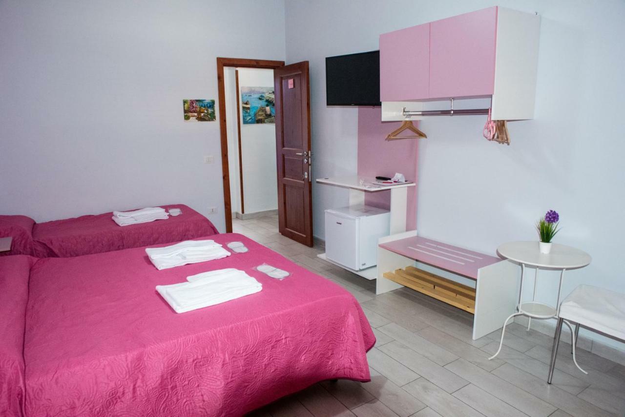B&B Le isole Neapel Exterior foto